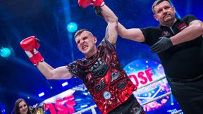 Strajk Kobiet. Maksymilian Bratkowicz posądzany o pobicie manifestujących. Kickboxer odpowiada