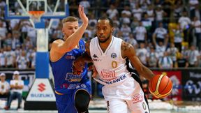 EBL. Jest w cieniu innych gwiazd. Chris Dowe też potrafi grać i fruwać