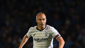 Transfery. Andres Iniesta wciąż nie narzeka na brak ofert. Hiszpana kuszą byli koledzy z Barcelony