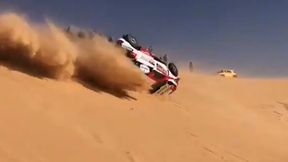 Rajd Dakar. Wypadek Fernando Alonso. Hiszpan dachował, aby po chwili wrócić do rywalizacji