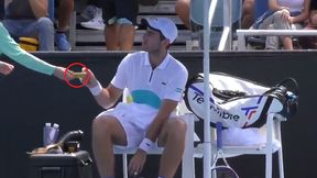 Tenis. Australian Open: skandal na korcie. Francuz chciał, żeby obrano mu banana (wideo)