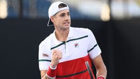 Tenis. ATP Nowy Jork: John Isner pokonany przez Jordana Thompsona. Cameron Norrie przegrał z Jasonem Jungiem