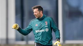 Puchar Włoch. Juventus - AC Milan. Media: Gianluigi Buffon w bramce, Wojciech Szczęsny na ławce