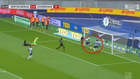 Bundesliga. Hertha - Bayer. Kolega z drużyny "okradł" Piątka z gola. Zobacz kapitalną akcję Polaka (wideo)