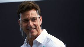 F1. Toto Wolff murem za Lewisem Hamiltonem. "Naciągane kary"