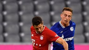 Bundesliga. Bayern - Schalke. "Lewandowski kuśtykał do domu". Polak z urazem nogi