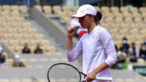 Roland Garros. Amerykańscy dziennikarze o Idze Świątek: Potencjał w jej osobowości jest tak oczywisty, jak w jej grze