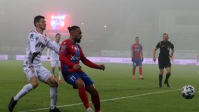 PKO Ekstraklasa. Raków Częstochowa - Wisła Kraków: bezbramkowy remis w bełchatowskiej mgle