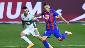 La Liga. FC Barcelona - SD Eibar. Polak wraca do kadry po chorobie. Dostanie szansę gry?