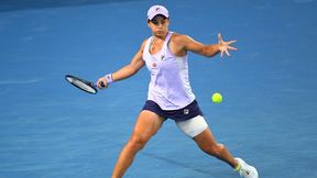 Nie będzie meczu Ashleigh Barty z Igą Świątek. Liderka rankingu rozczarowała i nie obroni tytułu