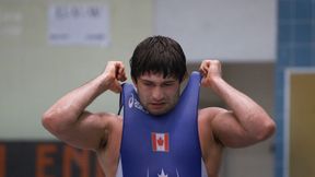 Paskudna kontuzja podczas walki MMA. Szokujące, co zawodnik zrobił po utracie palca