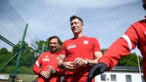 Coś pięknego! W taki sposób Robert Lewandowski został przywitany na treningu kadry