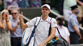 Piękny gest w kierunku Hurkacza. Tak publiczność na Wimbledonie pożegnała Polaka (wideo)