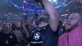 UFC 264. Tai Tuivasa znowu to zrobił! Co za szalony zwyczaj! [WIDEO]