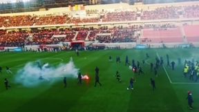 Dantejskie sceny na murawie! Sędzia musiał przerwać derby