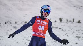 Kamil Stoch bezradnie rozkłada ręce po katastrofie w Ruce. "Nie wiem, czemu nie leci"