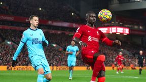 Liverpool dotrzymał kroku City. Duża kontrowersja na Anfield!