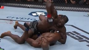 UFC 271. Brutalne łokcie zakończyły walkę. Powrót z dalekiej podróży Cannoniera