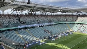 Kibice Legii w 10. minucie opuścili stadion. Zostawili wymowny napis