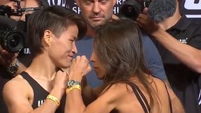 Emocje rosną! Jędrzejczyk i Zhang oko w oko przed rewanżem [WIDEO]