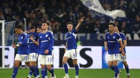 Wielki błąd bramkarza Schalke. Ratowali go kompani