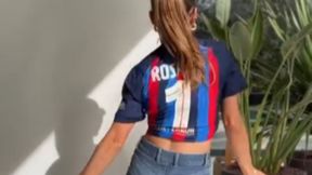 Zareagowała Monika Olejnik. Tylko spójrz, co zrobiła Anna Lewandowska w koszulce Barcelony