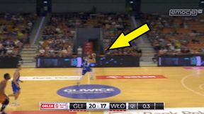 Idealnie z połówki. Co za rzut w Orlen Basket Lidze! [WIDEO]