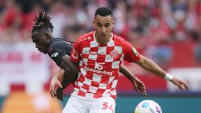 "Stój za tym, co słuszne, nawet jeśli oznacza to stanie w samotności".  El Ghazi został sam