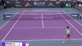 Koncert w finale WTA Finals. Tak Świątek zdominowała Pegulę (wideo)