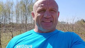 Pudzianowski przeszedł się po ogrodzie. "Trzeba będzie walec wziąć"