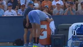 Miedwiediew znów zszokował kibiców. Naprawdę zrobił to podczas meczu