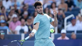 Carlos Alcaraz nie cieszy się z triumfu. "Jest mi smutno z powodu Jannika"