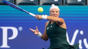 Deszcz pokrzyżował plany. Rosjanka czeka na rywalkę w finale