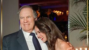 On ma 73 lata, ona 24. Media donoszą o zaręczynach