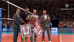 Sceny przed meczem Polaków. "Pożegnanie legend"