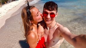 Polski mistrz zarabia miliony. Jego serce zdobyła piękna skrzypaczka