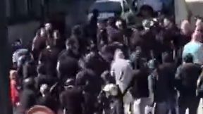 Brutalne starcie chuliganów przed meczem Serie A. W ruch poszły pałki i kastety