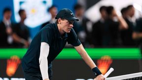 Cierpienie Jannika Sinnera. Wicelider rankingu ledwo stał na nogach