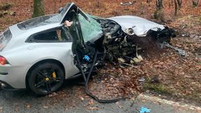 Rozbite ferrari piłkarza wystawione na sprzedaż. Cena mocno promocyjna