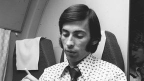 Na tym grobie zawsze jest mnóstwo zniczy. Pamięć o piłkarzu wiecznie żywa