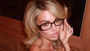 Na jej palcu pojawił się pierścionek. Niebawem poślubi znanego piłkarza