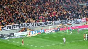 Skandal w Białymstoku. Mecz przerwany po wywieszeniu tego napisu