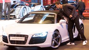 Szaleństwo. Zdradził, ile ma samochodów