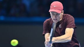 Jannik Sinner nie zawiódł na otwarcie. Kontuzja rywala pomogła Włochowi