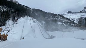 Lawina kamieni. Za kilka dni mają tam skakać Polacy