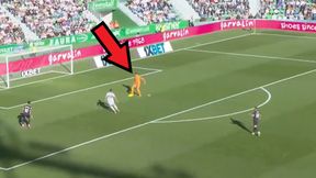 Niewiarygodny błąd bramkarza. To nie zdarza się często [WIDEO]