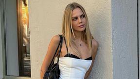 Jest w związku z gwiazdorem Barcelony. Tego nie może przy niej robić