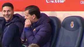 Szczęsny przyłapany na ławce. Nagle sięgnął do kieszeni