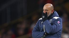 Klub Fabiańskiego zawodzi. Trener na cenzurowanym