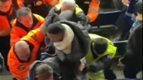 Dwunastu na jednego. Działo się na meczu Barcelony